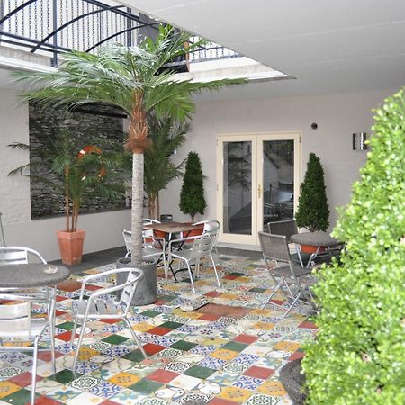 Quinlan & Cooke Boutique Townhouse And Qcs Seafood Restaurant Hotel Cahersiveen Kültér fotó