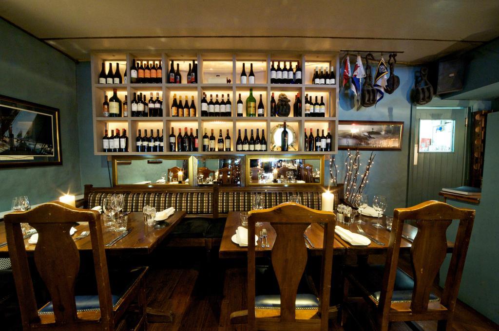 Quinlan & Cooke Boutique Townhouse And Qcs Seafood Restaurant Hotel Cahersiveen Kültér fotó