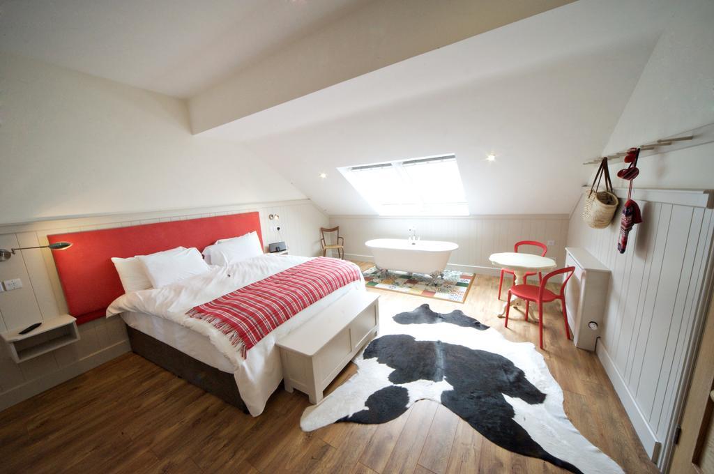 Quinlan & Cooke Boutique Townhouse And Qcs Seafood Restaurant Hotel Cahersiveen Szoba fotó